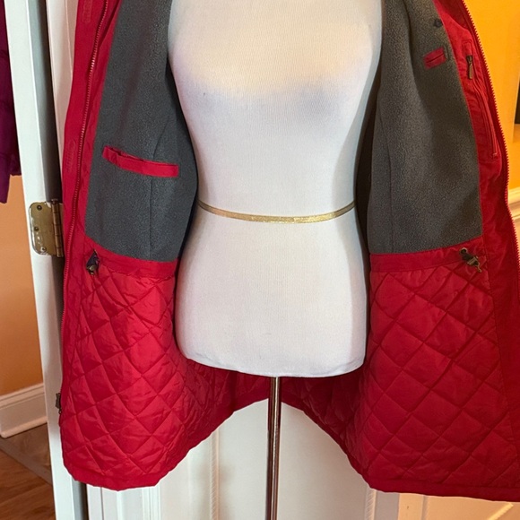 Lands' End Women's Vibrant Red Puffer Coat - Picture 6 of 6
